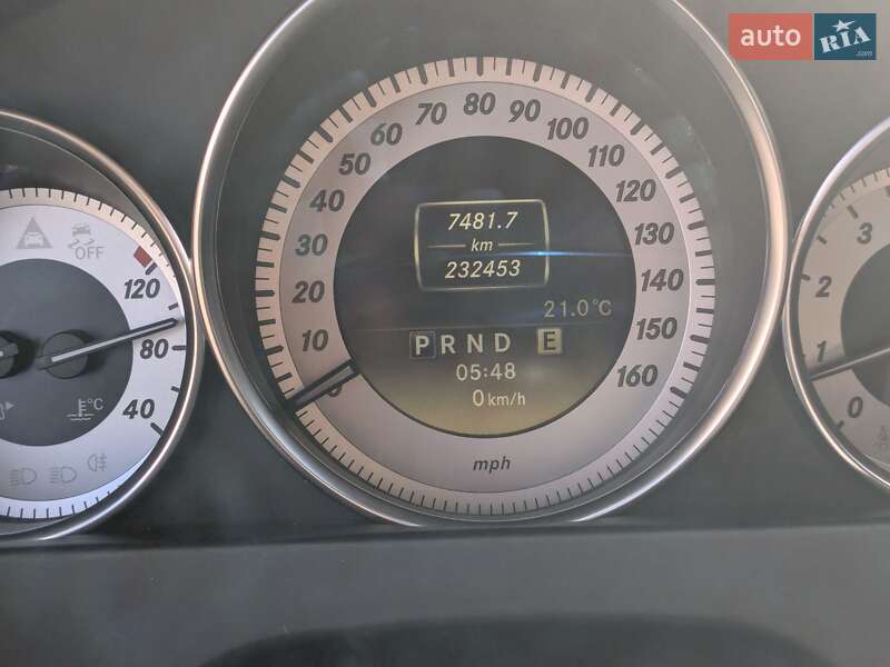 Седан Mercedes-Benz C-Class 2011 в Києві
