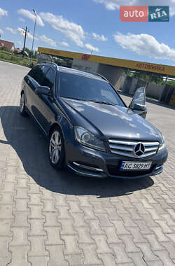 Універсал Mercedes-Benz C-Class 2014 в Луцьку