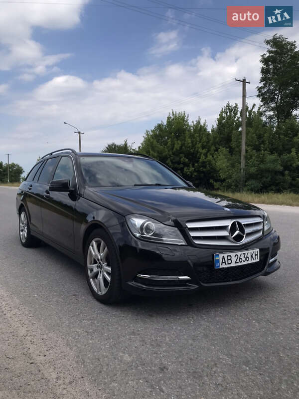 Універсал Mercedes-Benz C-Class 2013 в Калинівці