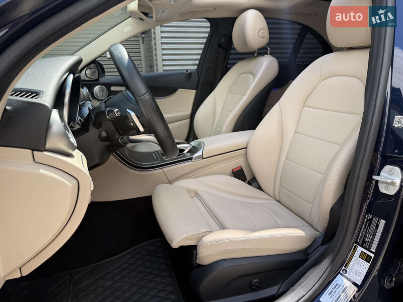 Седан Mercedes-Benz C-Class 2016 в Києві