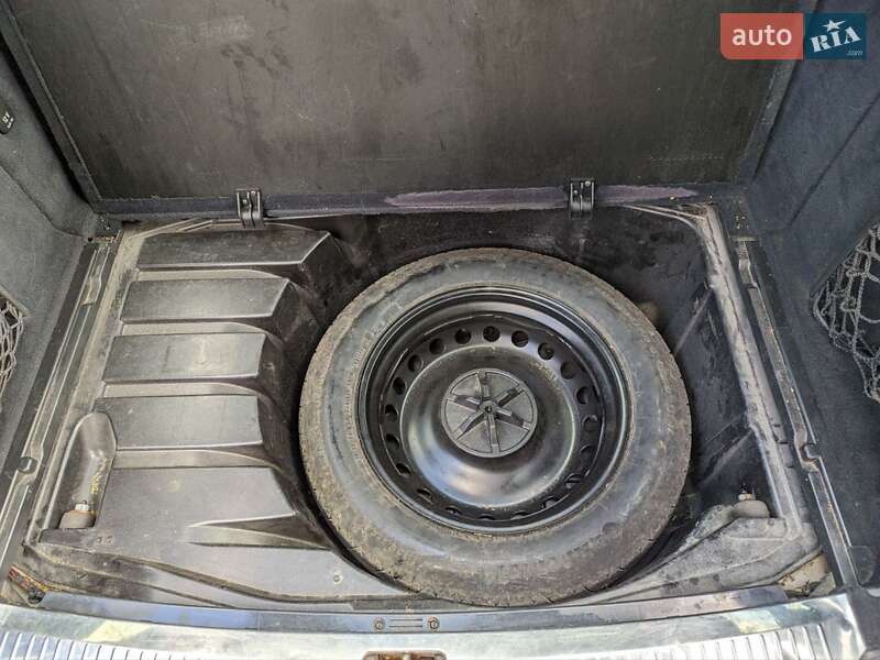 Универсал Mercedes-Benz C-Class 2003 в Тернополе