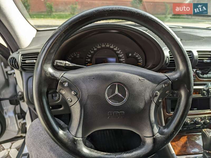 Универсал Mercedes-Benz C-Class 2003 в Тернополе