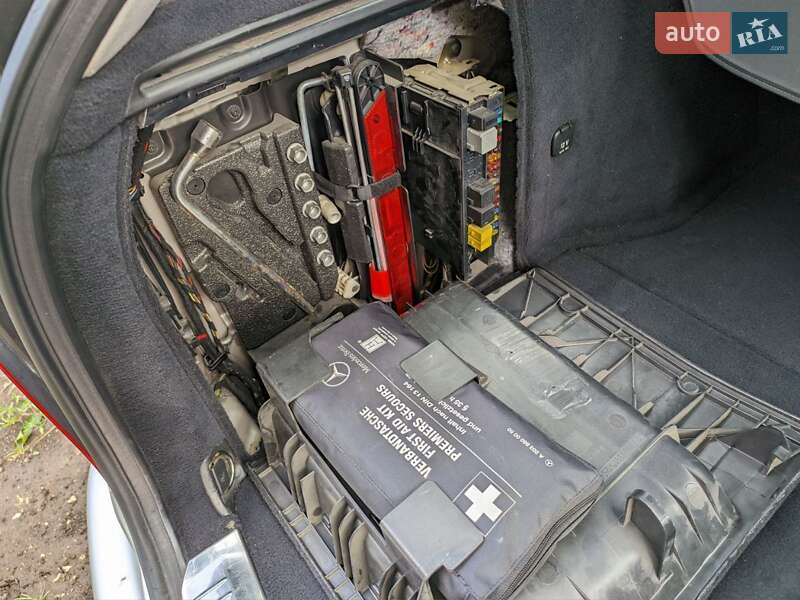 Универсал Mercedes-Benz C-Class 2003 в Тернополе