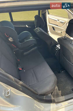 Универсал Mercedes-Benz C-Class 2008 в 