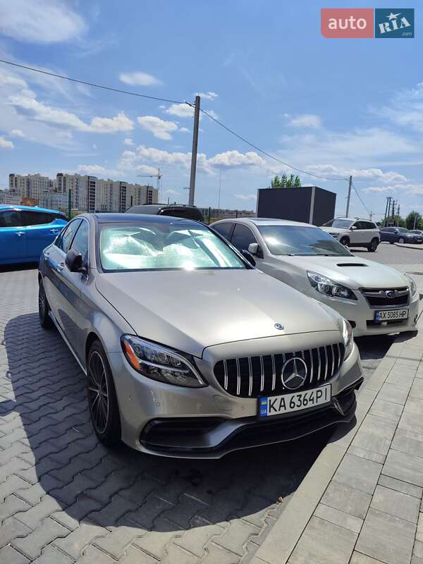 Седан Mercedes-Benz C-Class 2019 в Києві