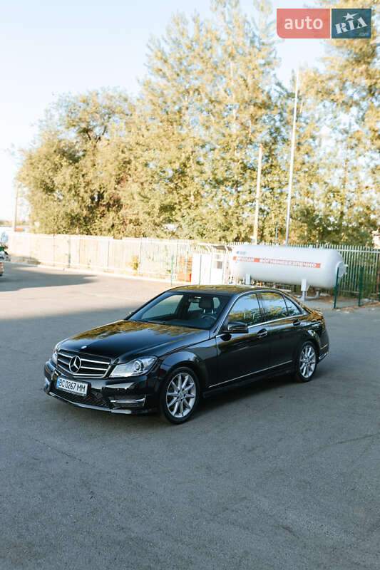 Mercedes-Benz C-Class 2013