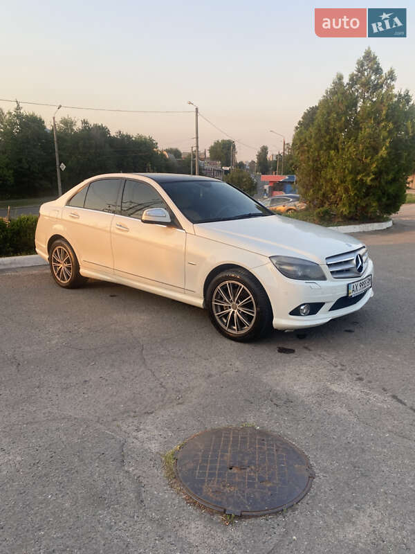 Mercedes-Benz C-Class 2008