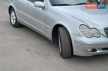 Седан Mercedes-Benz C-Class 2001 в 