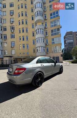 Седан Mercedes-Benz C-Class 2007 в 