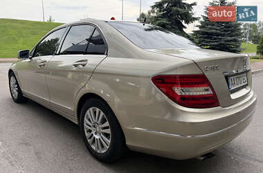 Седан Mercedes-Benz C-Class 2011 в 