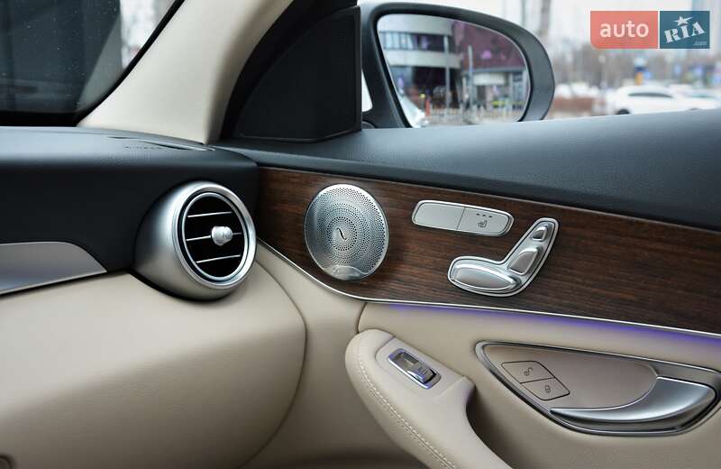 Седан Mercedes-Benz C-Class 2019 в Києві