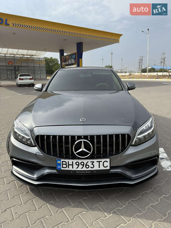 Mercedes-Benz C-Class 2017