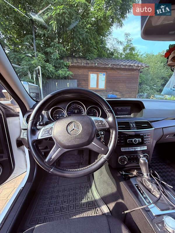 Универсал Mercedes-Benz C-Class 2013 в Калуше