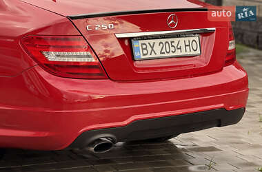 Седан Mercedes-Benz C-Class 2011 в 