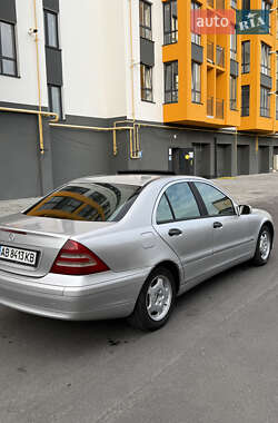 Седан Mercedes-Benz C-Class 2002 в 