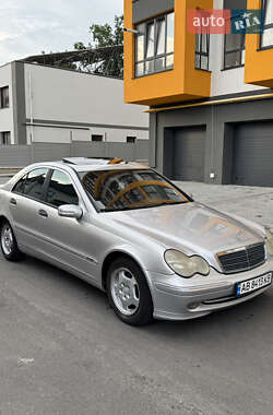 Седан Mercedes-Benz C-Class 2002 в 