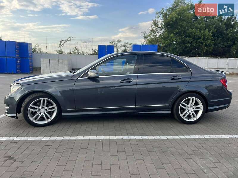 Седан Mercedes-Benz C-Class 2012 в Білій Церкві