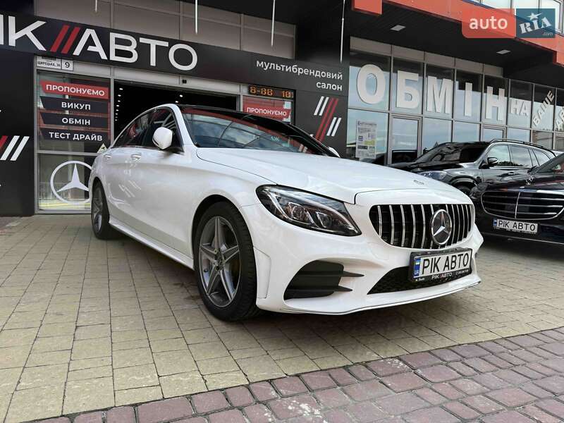Седан Mercedes-Benz C-Class 2018 в Львове