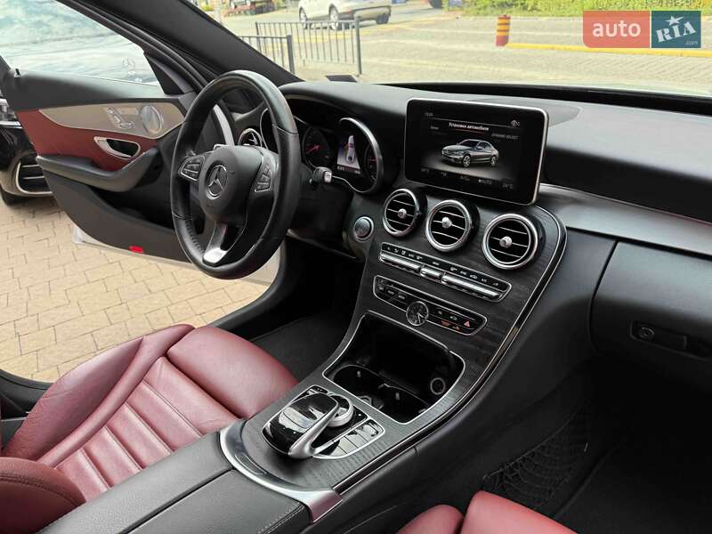 Седан Mercedes-Benz C-Class 2018 в Львове