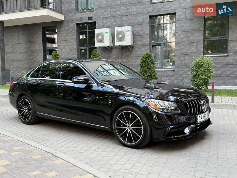 Седан Mercedes-Benz C-Class 2021 в Києві