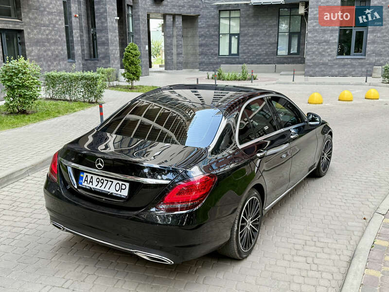 Седан Mercedes-Benz C-Class 2021 в Києві