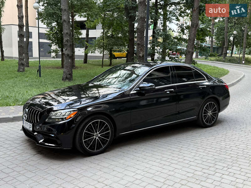 Седан Mercedes-Benz C-Class 2021 в Києві