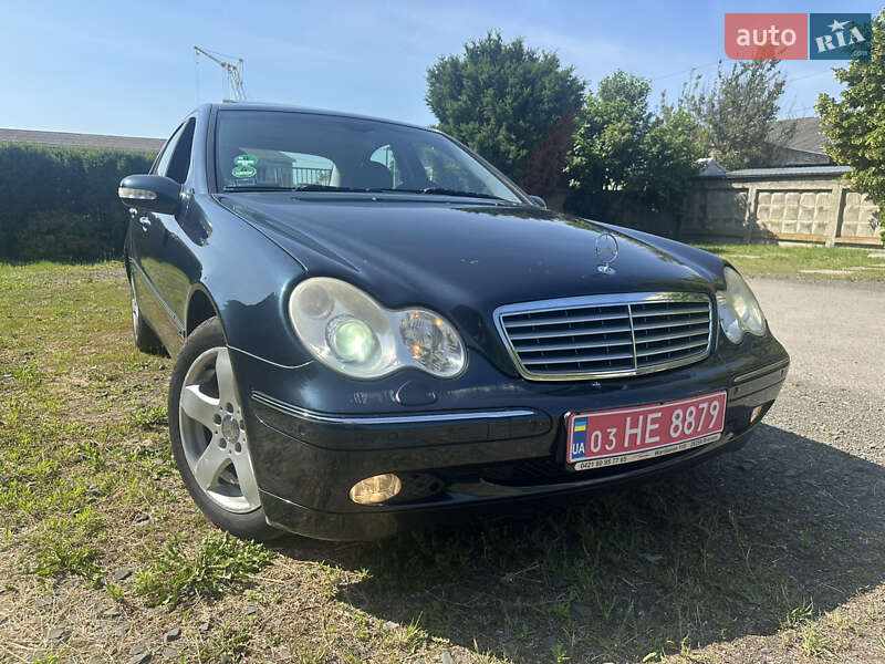 Седан Mercedes-Benz C-Class 2003 в Луцке