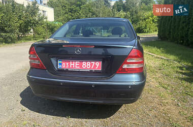 Седан Mercedes-Benz C-Class 2003 в 