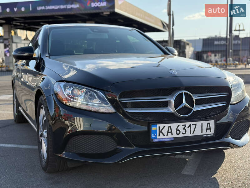 Седан Mercedes-Benz C-Class 2015 в 