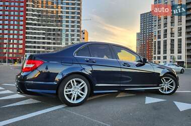 Седан Mercedes-Benz C-Class 2012 в 