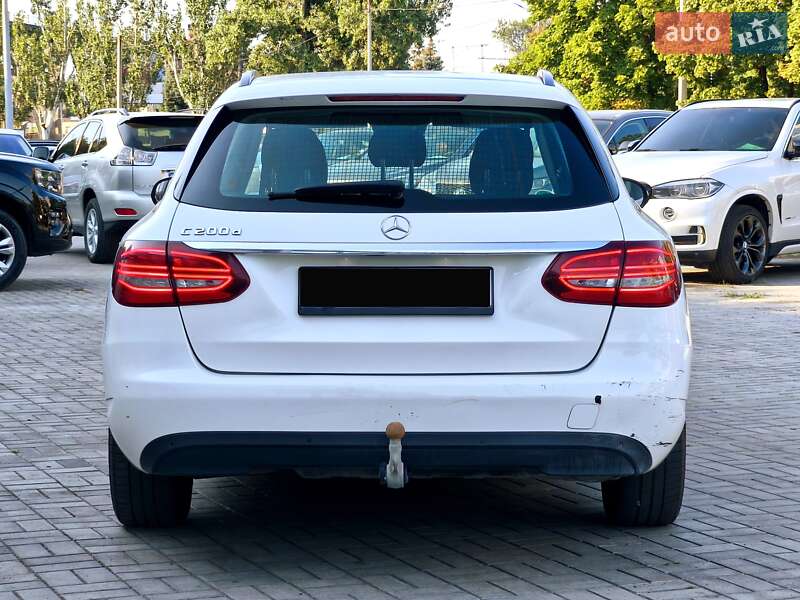 Універсал Mercedes-Benz C-Class 2019 в Дніпрі