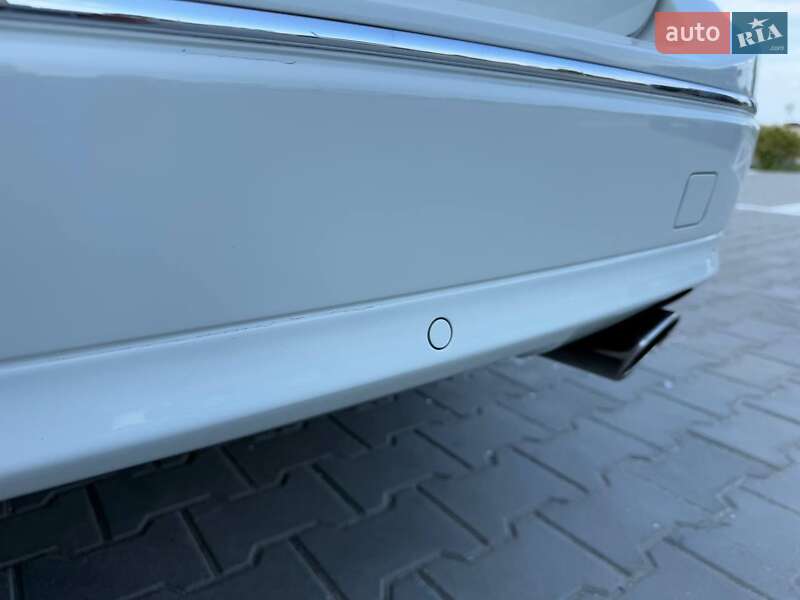 Універсал Mercedes-Benz C-Class 2009 в Києві