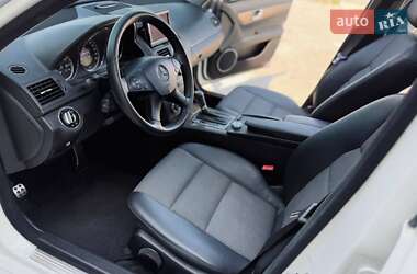 Универсал Mercedes-Benz C-Class 2009 в 