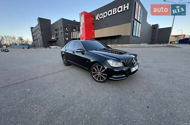Седан Mercedes-Benz C-Class 2011 в 