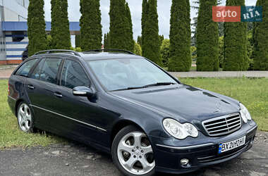 Универсал Mercedes-Benz C-Class 2004 в 