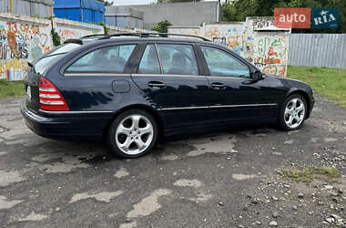 Универсал Mercedes-Benz C-Class 2004 в 