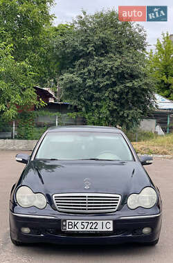 Седан Mercedes-Benz C-Class 2001 в 