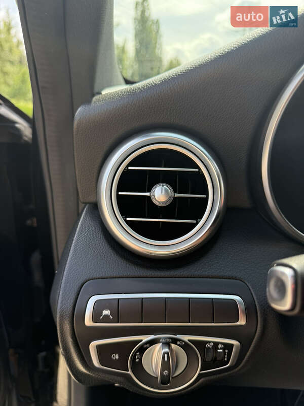 Седан Mercedes-Benz C-Class 2020 в Харкові