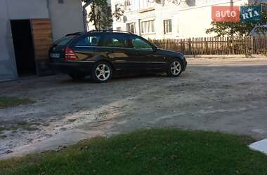 Универсал Mercedes-Benz C-Class 2004 в 