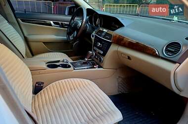 Седан Mercedes-Benz C-Class 2013 в 