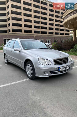 Універсал Mercedes-Benz C-Class 2004 в 