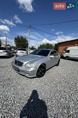Седан Mercedes-Benz C-Class 2000 в Дергачах