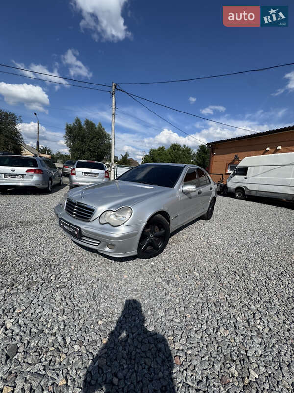 Седан Mercedes-Benz C-Class 2000 в 