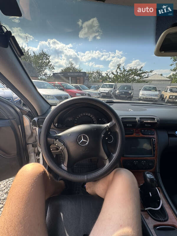 Седан Mercedes-Benz C-Class 2000 в Дергачах
