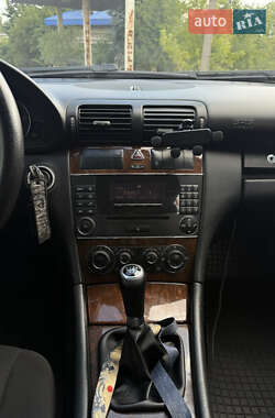 Универсал Mercedes-Benz C-Class 2006 в 
