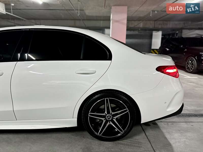 Седан Mercedes-Benz C-Class 2022 в Дніпрі