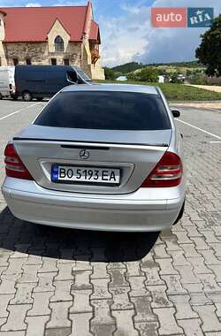 Седан Mercedes-Benz C-Class 2003 в 