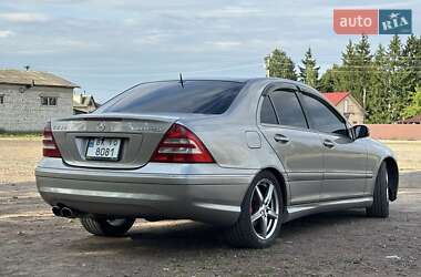 Седан Mercedes-Benz C-Class 2004 в 