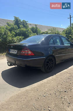 Седан Mercedes-Benz C-Class 2005 в 