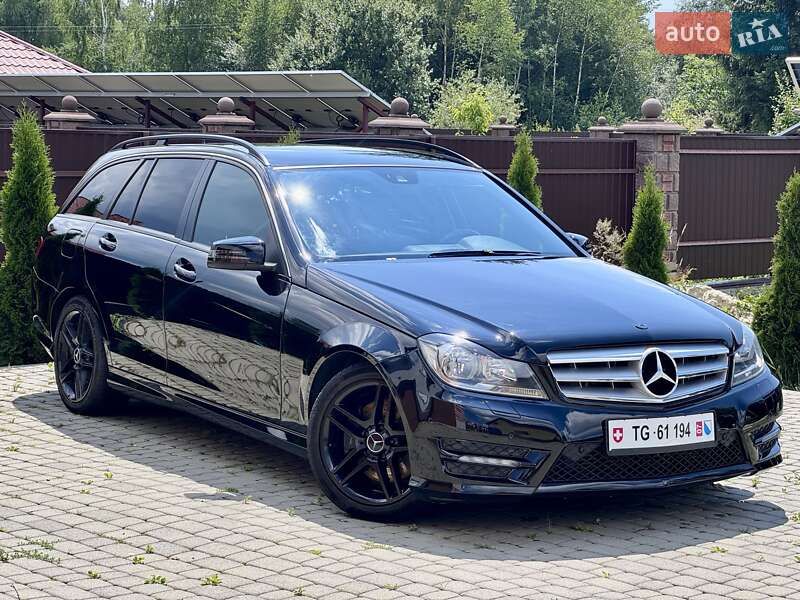 Універсал Mercedes-Benz C-Class 2012 в Стрию